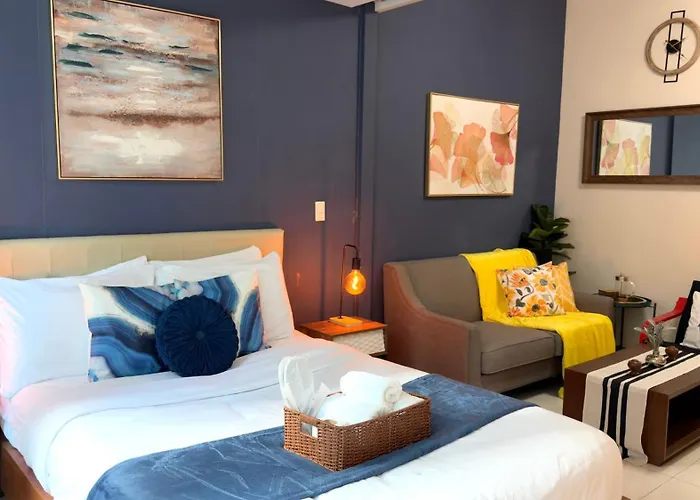 Free Welcome Breakfast, Bgc 1br, 300mbps Fiber, Steps To Mitsukoshi & Uptown, 19c Apartamento Manila
